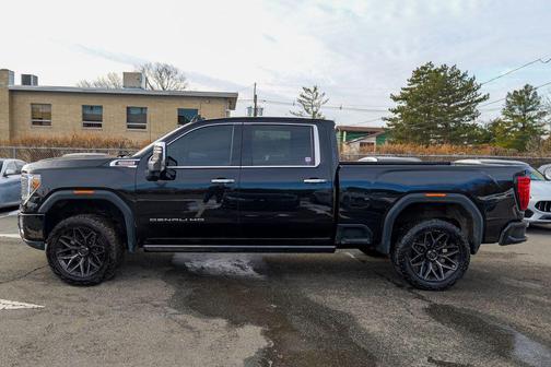 2023 GMC Sierra 2500 Denali