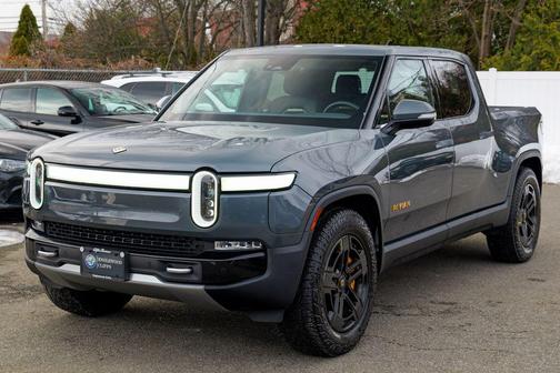 2022 Rivian R1T Adventure