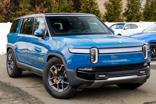 2024 Rivian R1S Adventure Quad Motor Large Pack