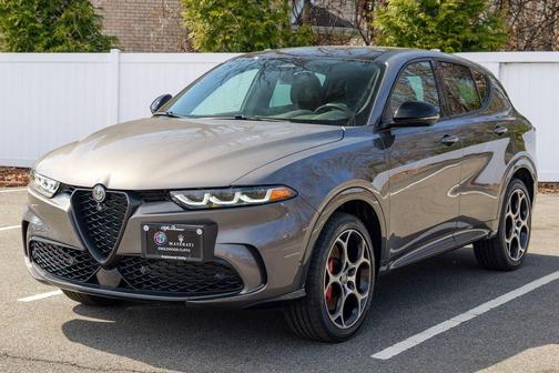 Grigio Ascari Metallic 2024 Alfa Romeo Tonale Veloce EAWD