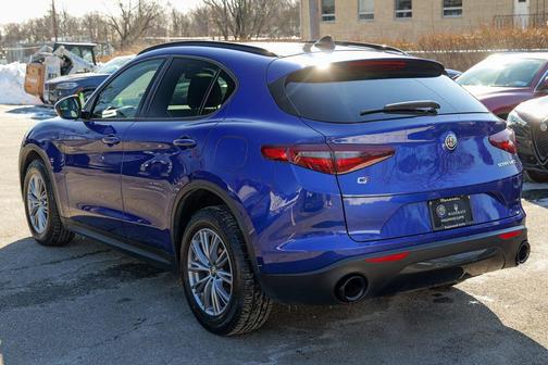 2023 Alfa Romeo Stelvio Sprint AWD