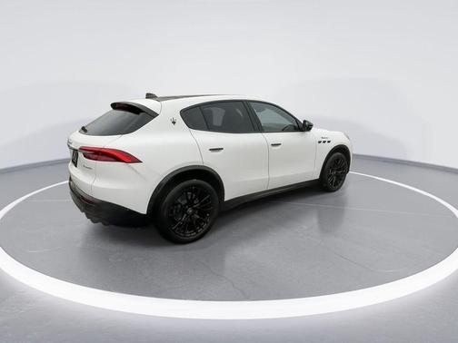2025 Maserati Grecale Modena