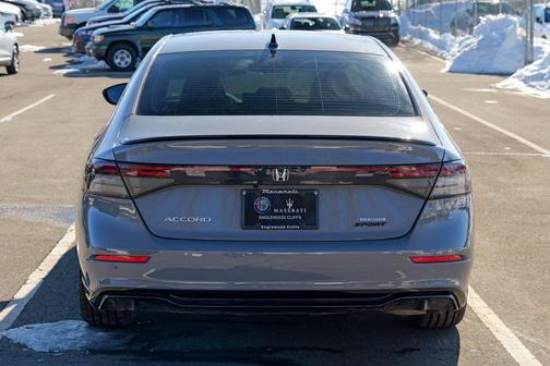 2023 Honda Accord Hybrid Sport-L