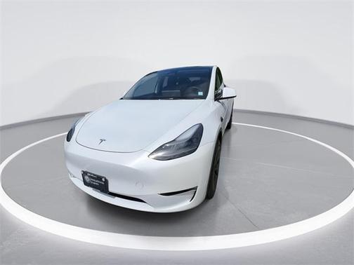 2024 Tesla Model Y Long Range Dual Motor All-Wheel Drive