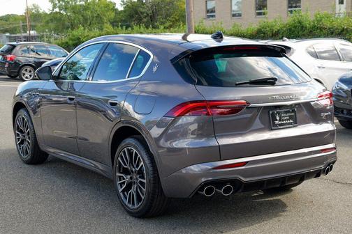 2025 Maserati Grecale 