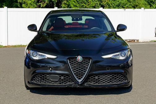 2019 Alfa Romeo Giulia Ti Sport