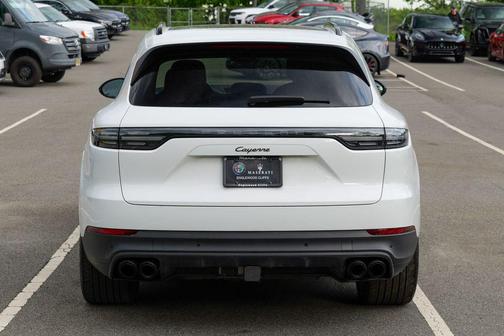 White 2023 Porsche Cayenne Platinum Edition