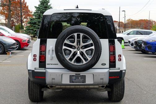 2023 Land Rover Defender 110 S