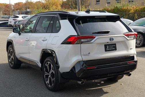 2024 Toyota RAV4 Prime XSE