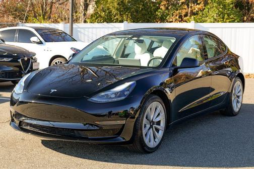 2023 Tesla Model 3 Standard Range