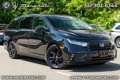 Crystal Black Pearl 2023 Honda Odyssey Sport