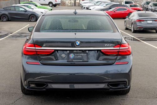 2019 BMW 740 xDrive