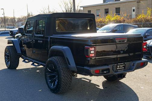 2021 Jeep Gladiator Willys 4x4