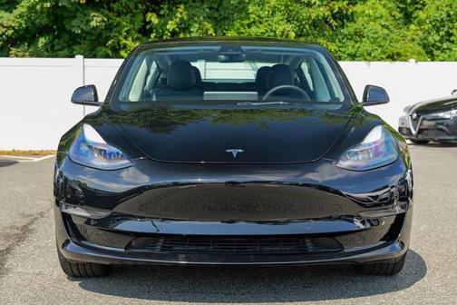 2022 Tesla Model 3 Standard Range