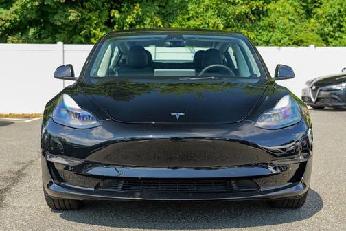 2022 Tesla Model 3 Standard Range