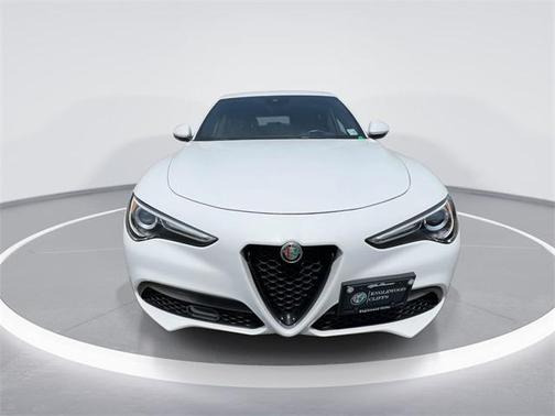 2023 Alfa Romeo Stelvio Sprint AWD