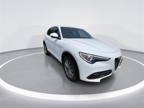 2023 Alfa Romeo Stelvio Sprint AWD