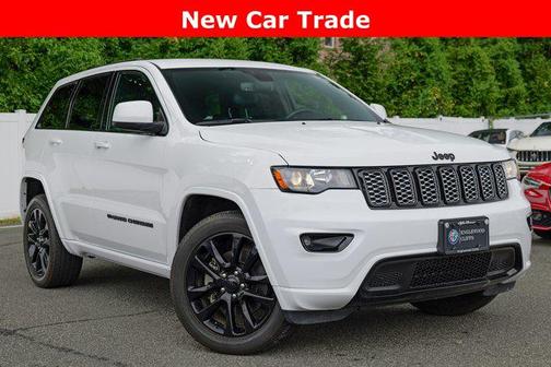 2022 Jeep Grand Cherokee Laredo