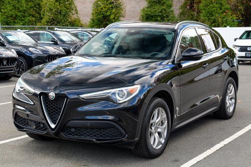 2021 Alfa Romeo Stelvio Base