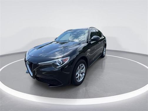 2021 Alfa Romeo Stelvio Base