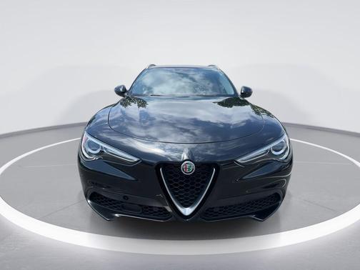 2021 Alfa Romeo Stelvio Base