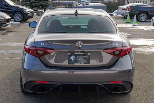 2022 Alfa Romeo Giulia Veloce