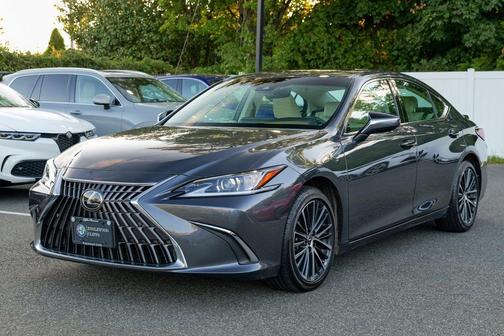 2022 Lexus ES 350 Base