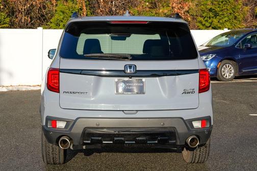 2022 Honda Passport AWD Elite