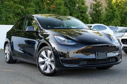 2023 Tesla Model Y Long Range Dual Motor All-Wheel Drive