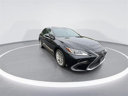 2021 Lexus ES 300h Luxury