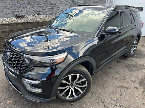 2022 Ford Explorer ST-Line