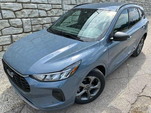 Vapor Blue Metallic 2023 Ford Escape ST-Line