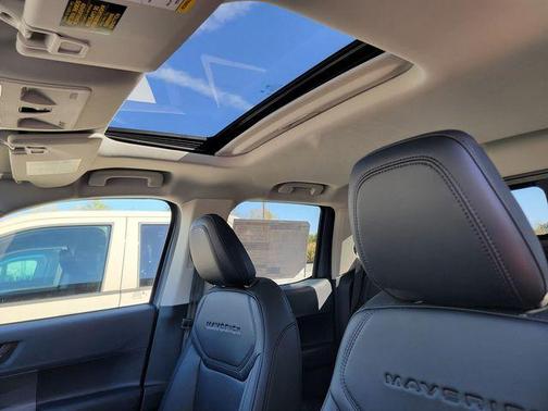 Azure Gray Metallic 2025 Ford Maverick Lariat