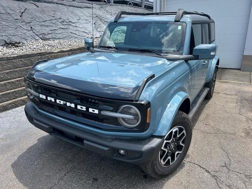 2022 Ford Bronco Outer Banks