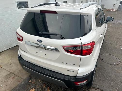 2022 Ford EcoSport Titanium