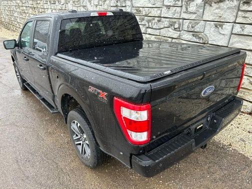 Agate Black Metallic 2023 Ford F-150 XL