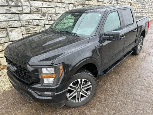 Agate Black Metallic 2023 Ford F-150 XL