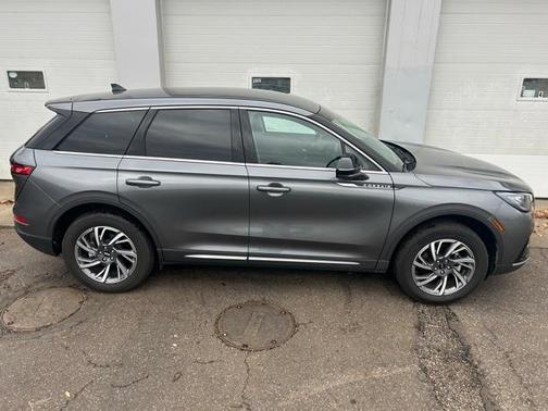 2024 Lincoln Corsair Premiere