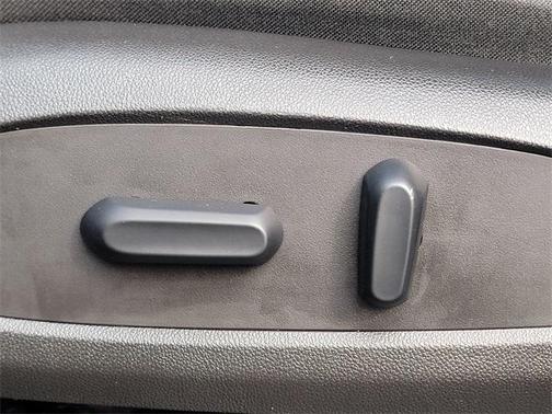 2018 GMC Acadia SLE-2