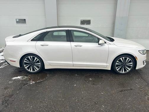 2019 Lincoln MKZ Hybrid Reserve II