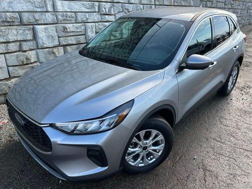 Iconic Silver Metallic 2023 Ford Escape Active