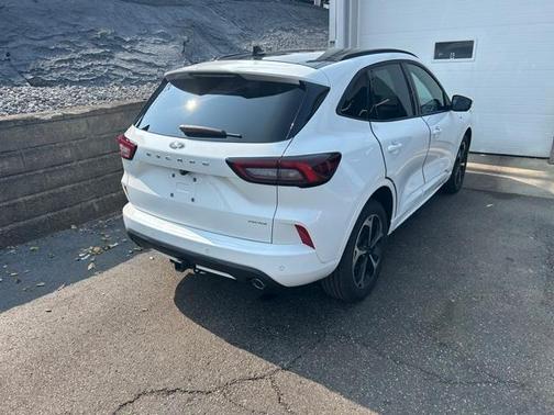 2024 Ford Escape ST-Line Select