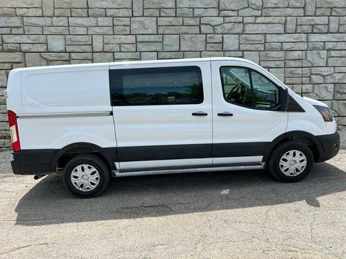 Oxford White 2025 Ford Transit-250 Base
