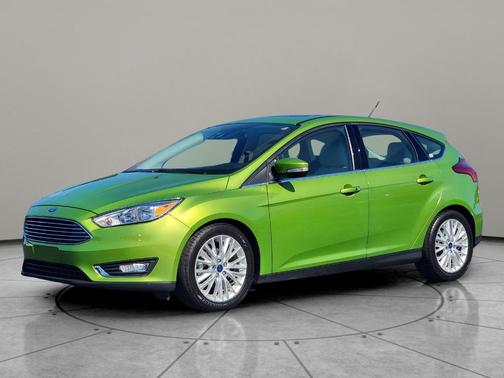 Outrageous Green Metallic Tinted Clearcoat 2018 Ford Focus Titanium