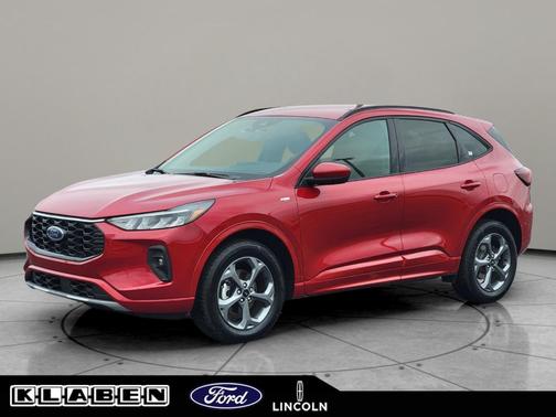Rapid Red Metallic Tinted Clearcoat 2023 Ford Escape ST-Line Select