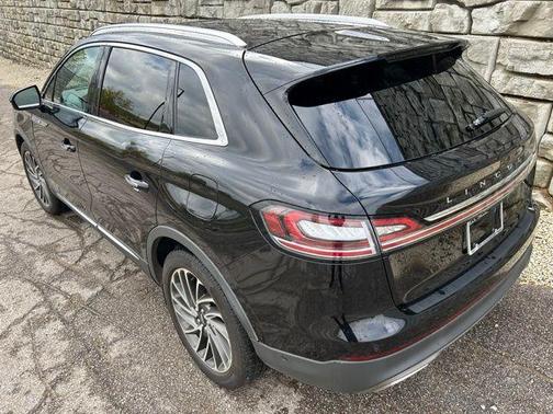 Infinite Black Metallic 2019 Lincoln Nautilus Reserve