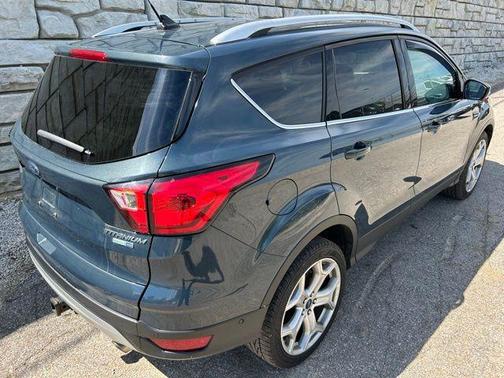 Baltic Sea Green Metallic 2019 Ford Escape Titanium