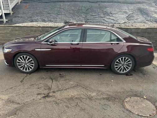 2020 Lincoln Continental Standard