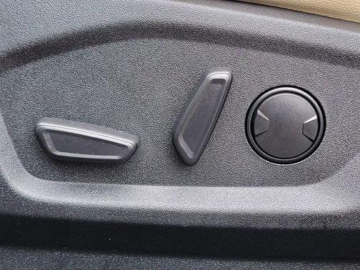 Rapid Red Metallic Tinted Clearcoat 2024 Ford Edge SEL