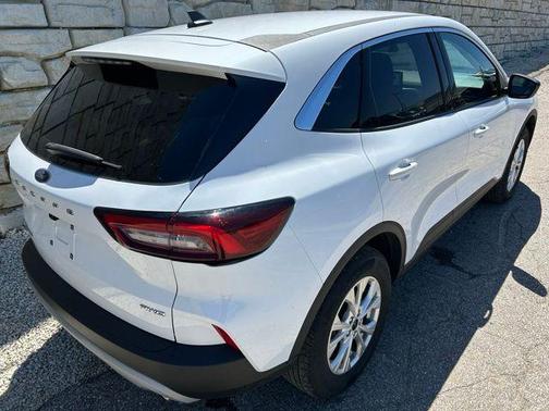 Oxford White 2023 Ford Escape Active